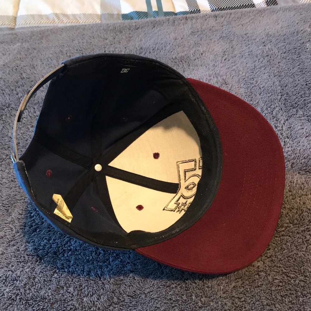 DC SnapBack Hat - Picture 3 of 3